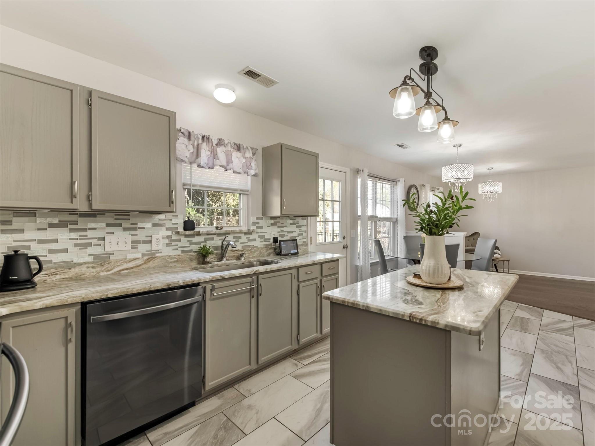 1103 Slate Ridge Road