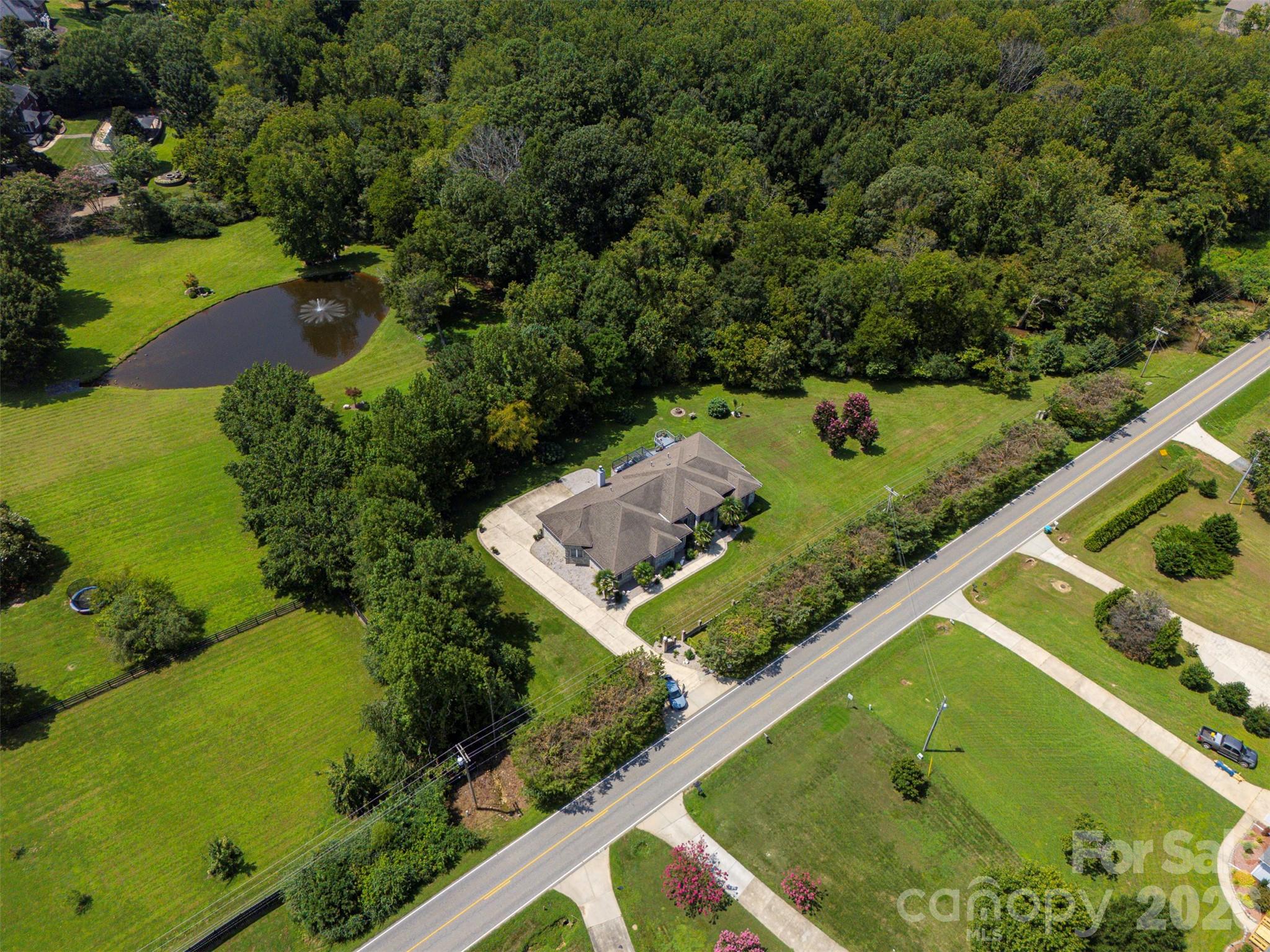 9535 Potter Road