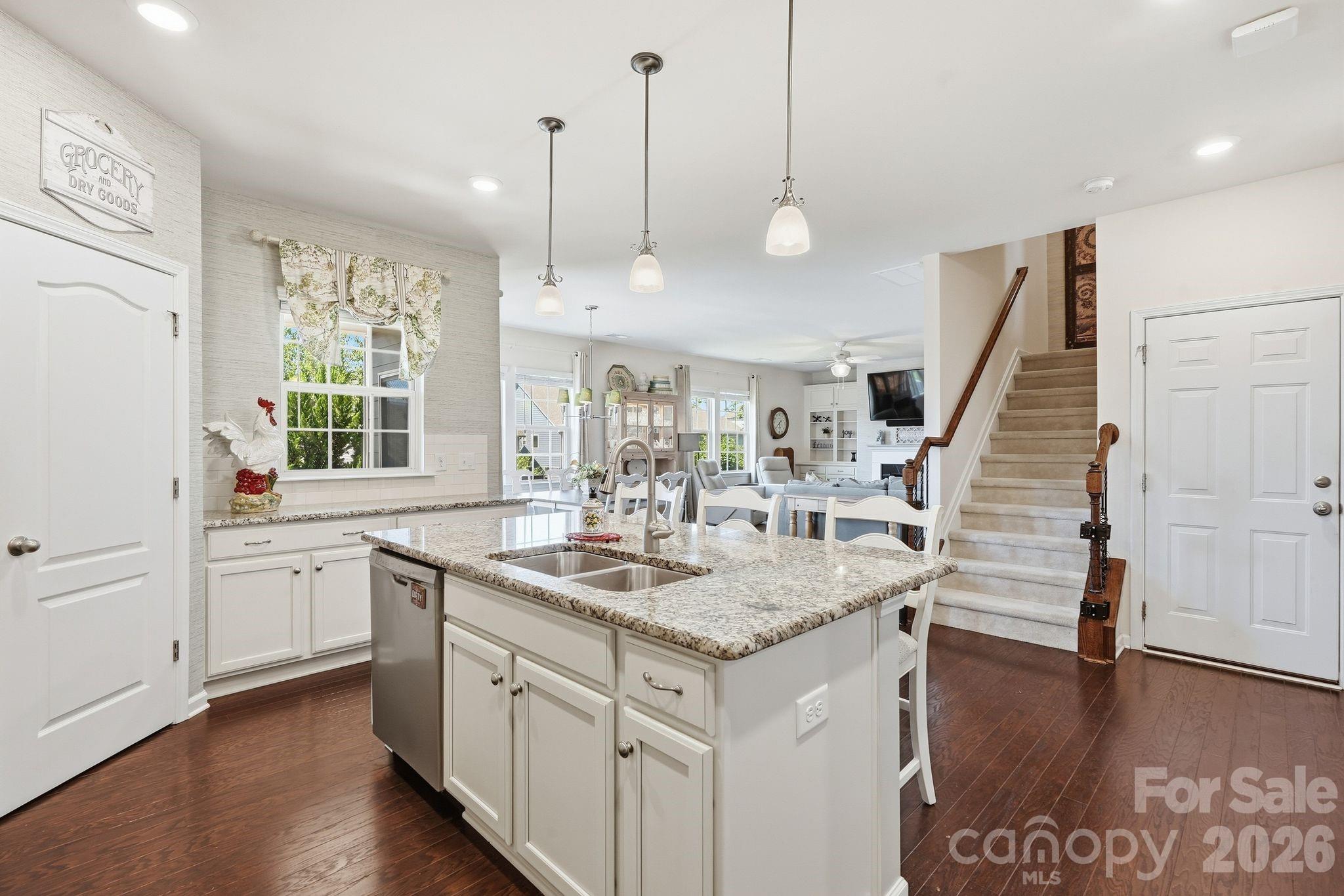 7013 Hamilton Mill Drive