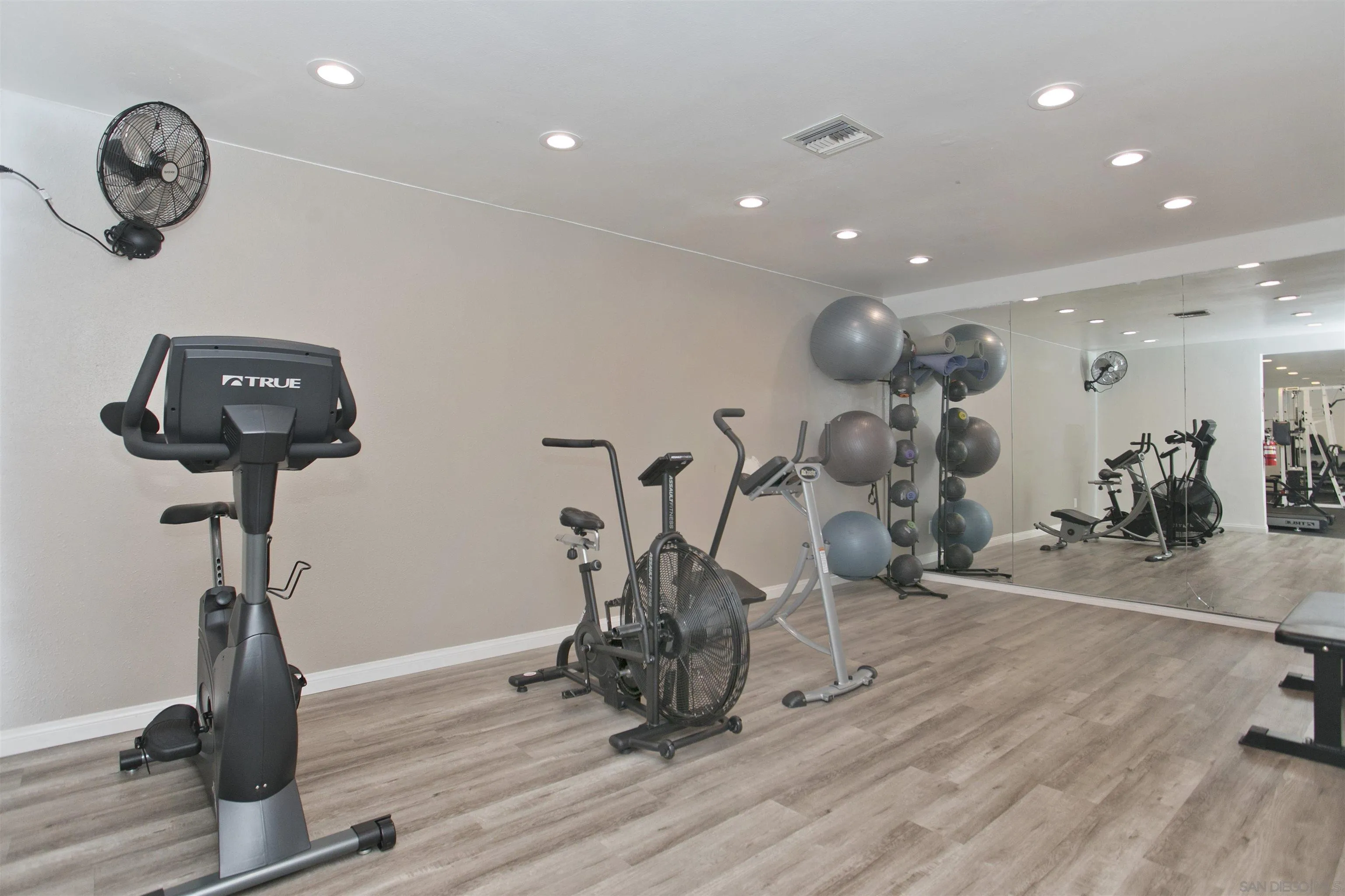 5702 Baltimore Drive Unit 255