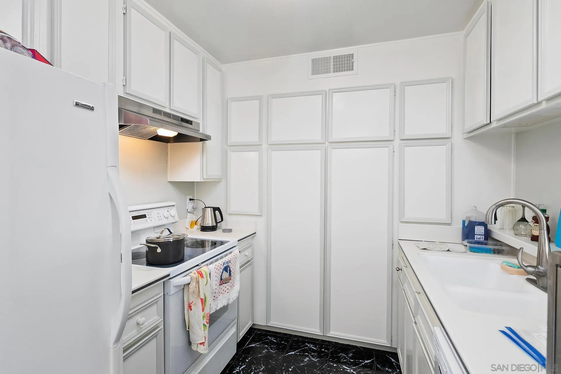 5702 Baltimore Drive Unit 255