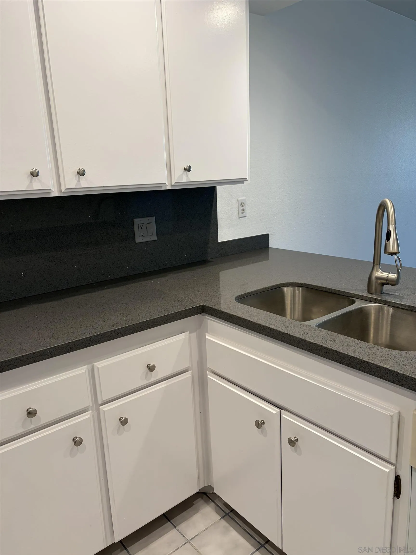 3098 Rue Dorleans Unit 325