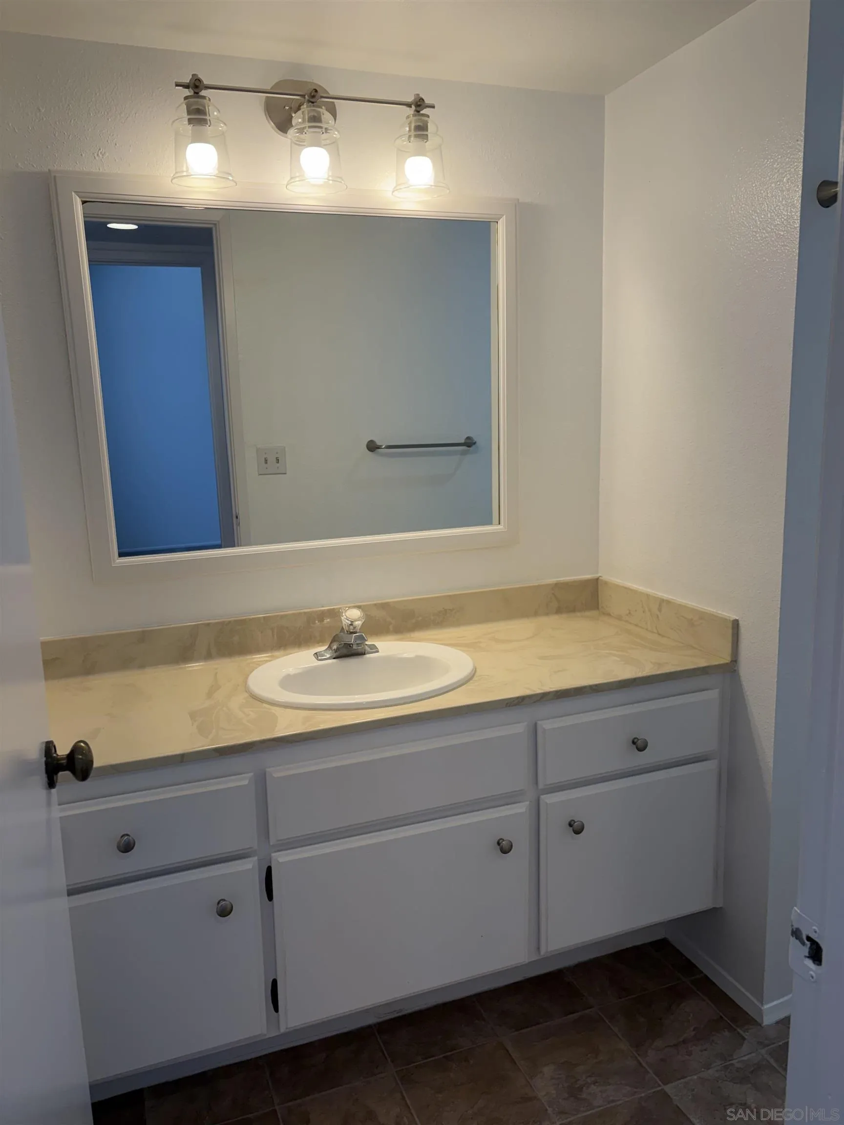3098 Rue Dorleans Unit 325