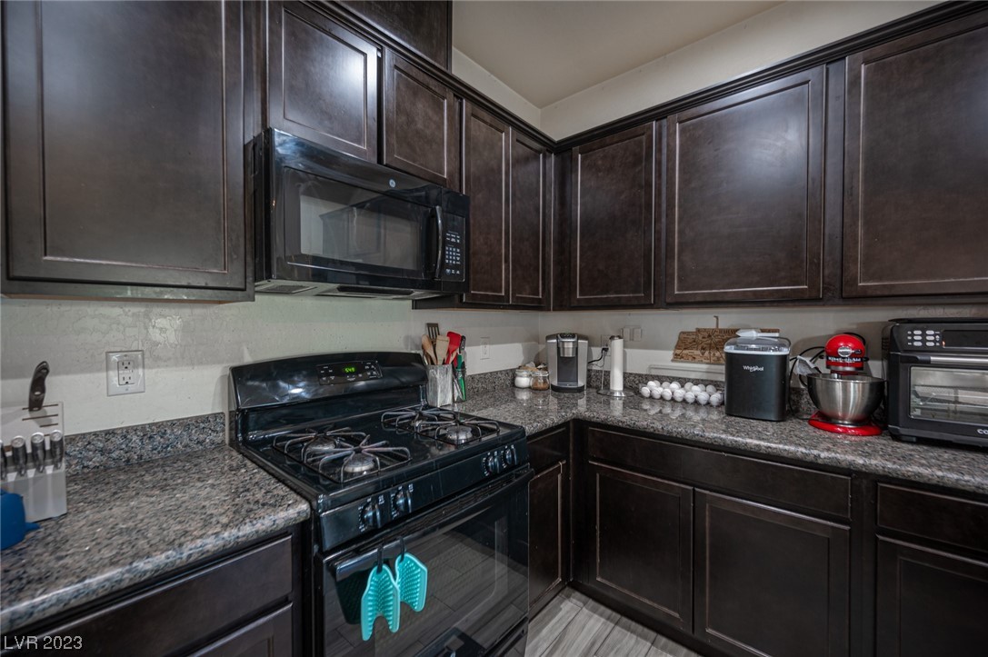 6801 Crimson Cloud Court