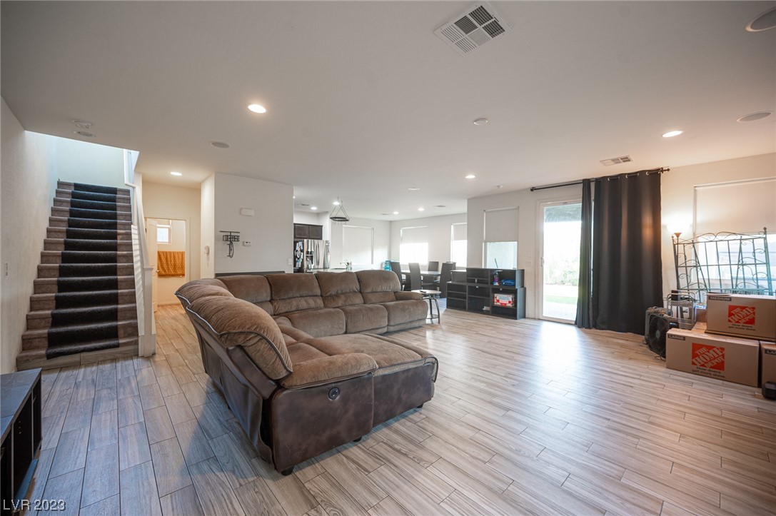 6801 Crimson Cloud Court