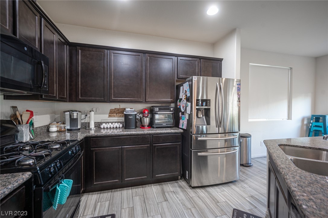 6801 Crimson Cloud Court