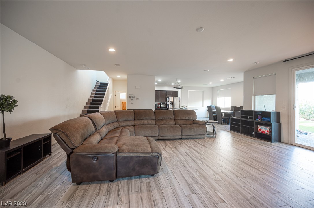 6801 Crimson Cloud Court