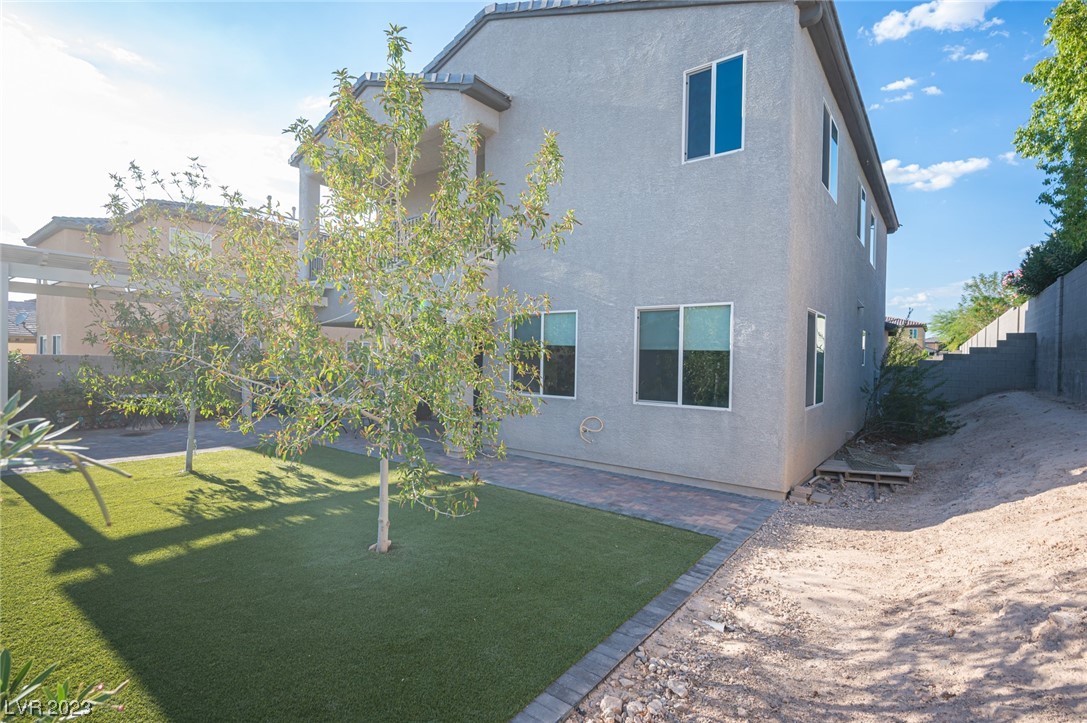6801 Crimson Cloud Court