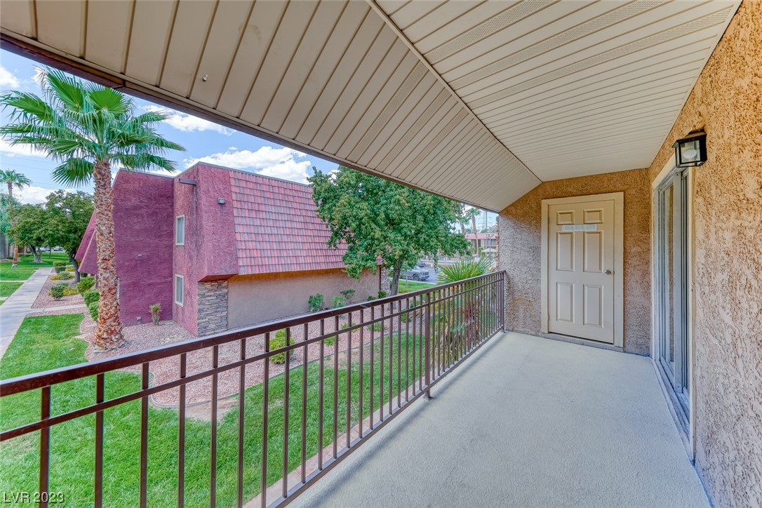 5041 River Glen Drive 90