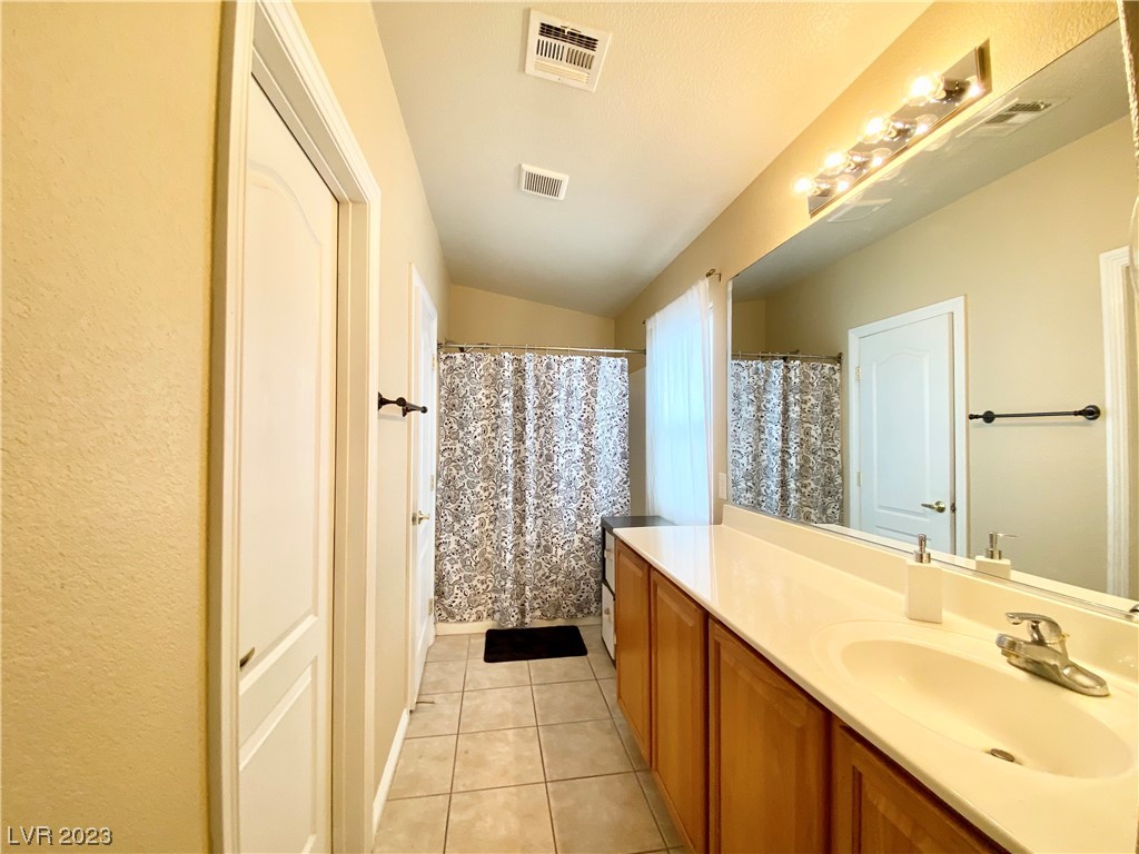2078 Scanlon Ferry Court 101