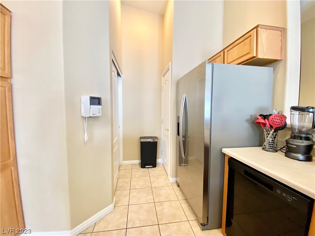 2078 Scanlon Ferry Court 101
