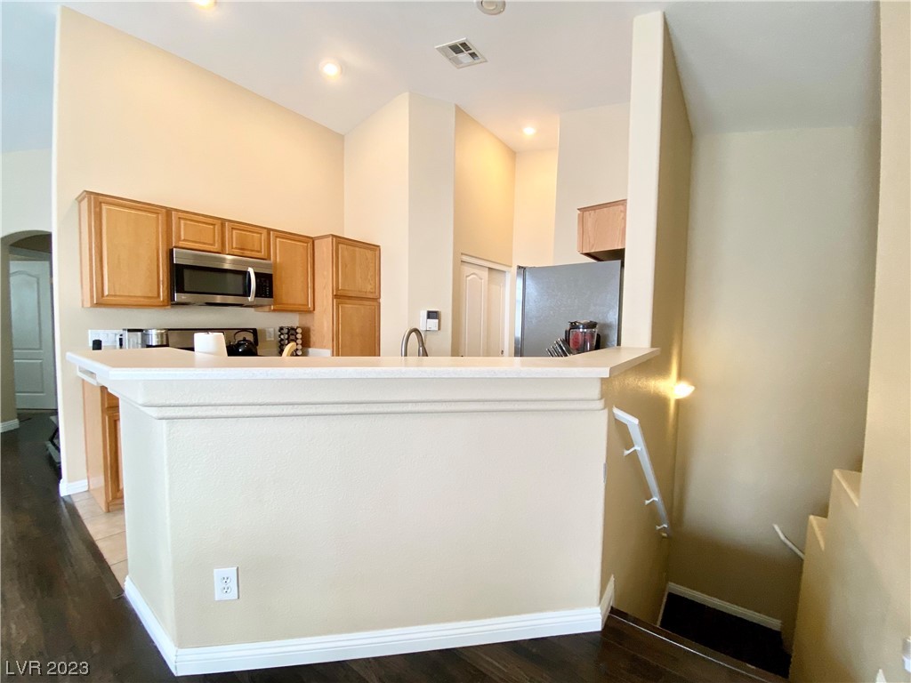 2078 Scanlon Ferry Court 101