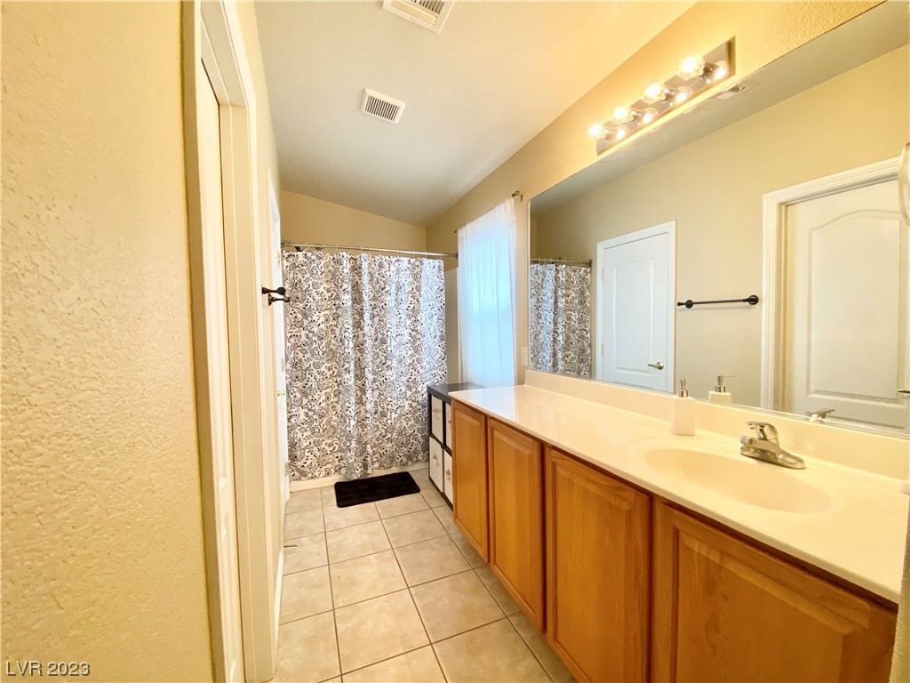 2078 Scanlon Ferry Court 101