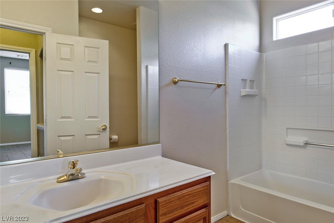 10772 Porter Mountain Court