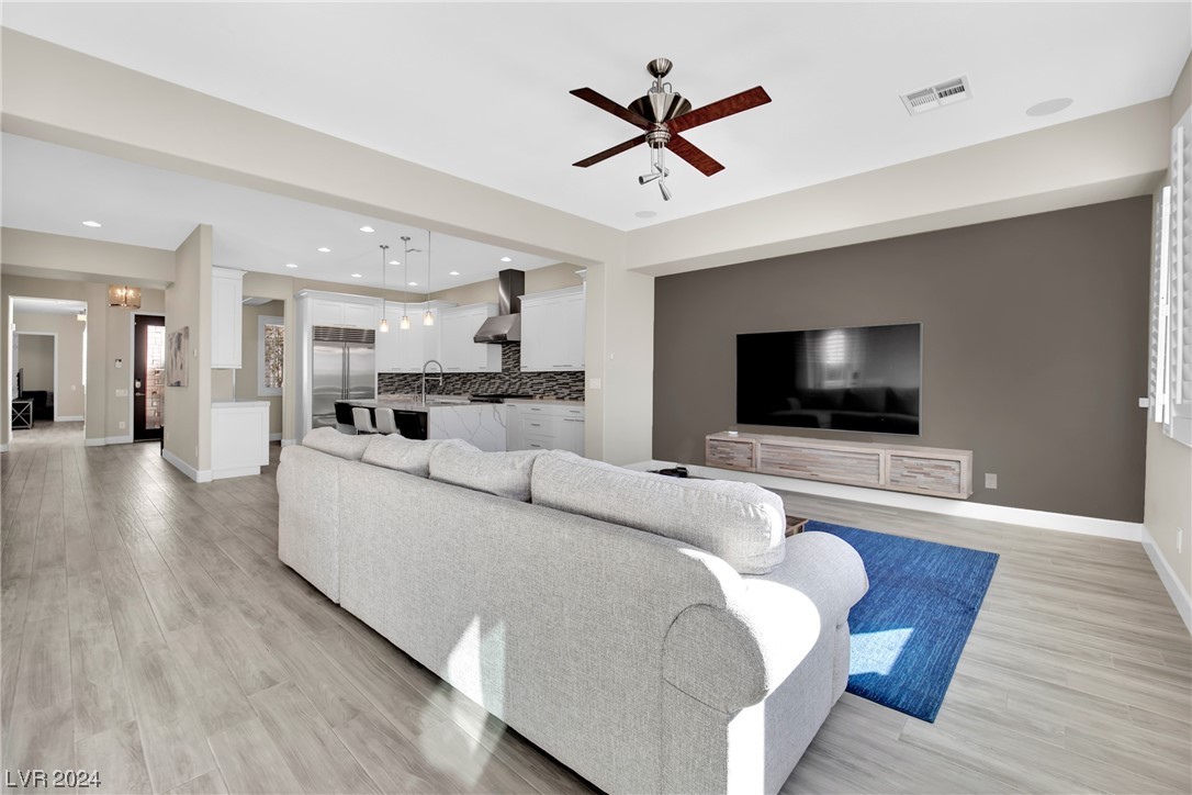 2463 Blair Castle Street