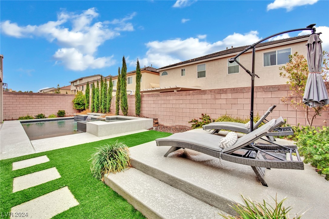 6422 Mustang Spring Avenue
