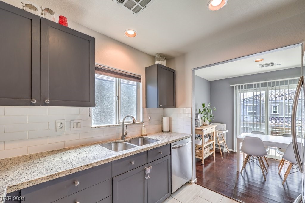 9164 Point Lace Court