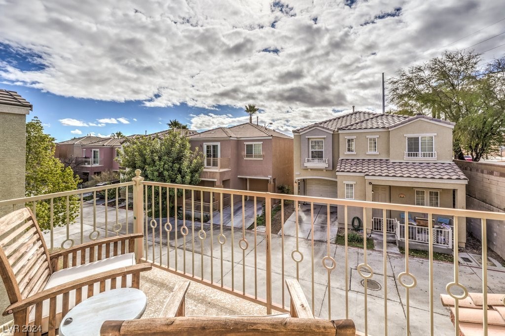 9164 Point Lace Court