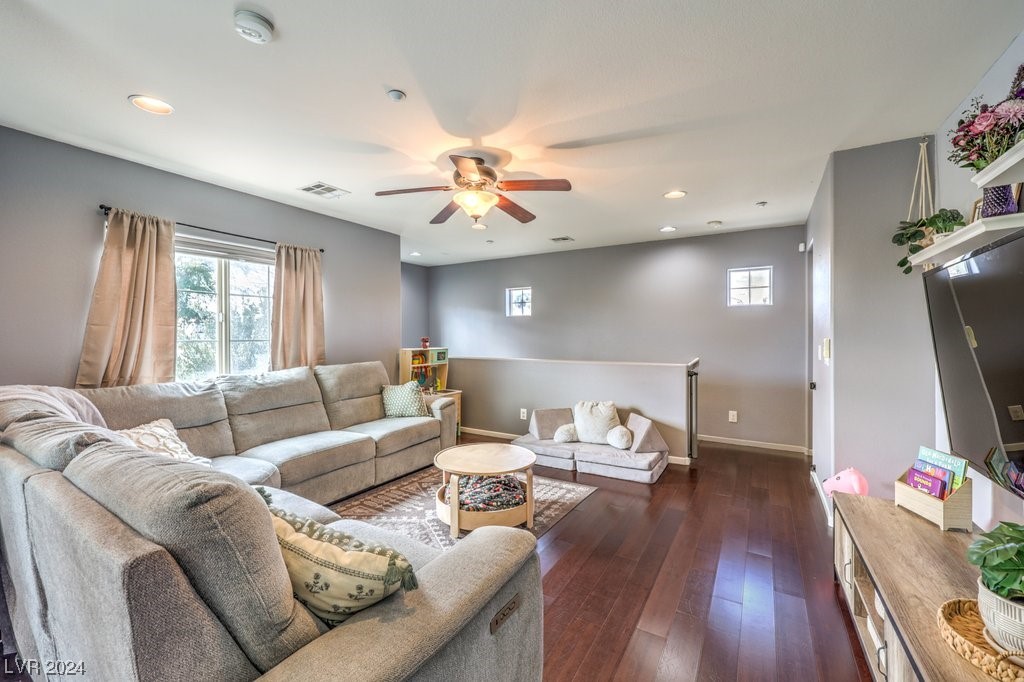 9164 Point Lace Court