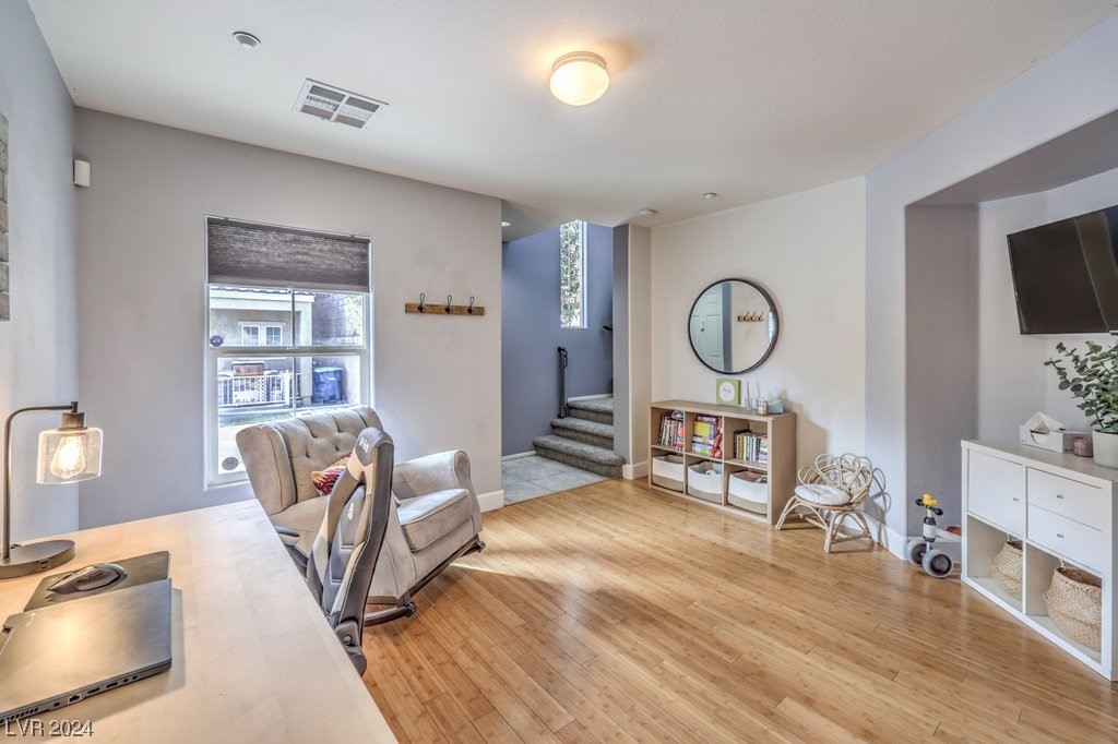 9164 Point Lace Court