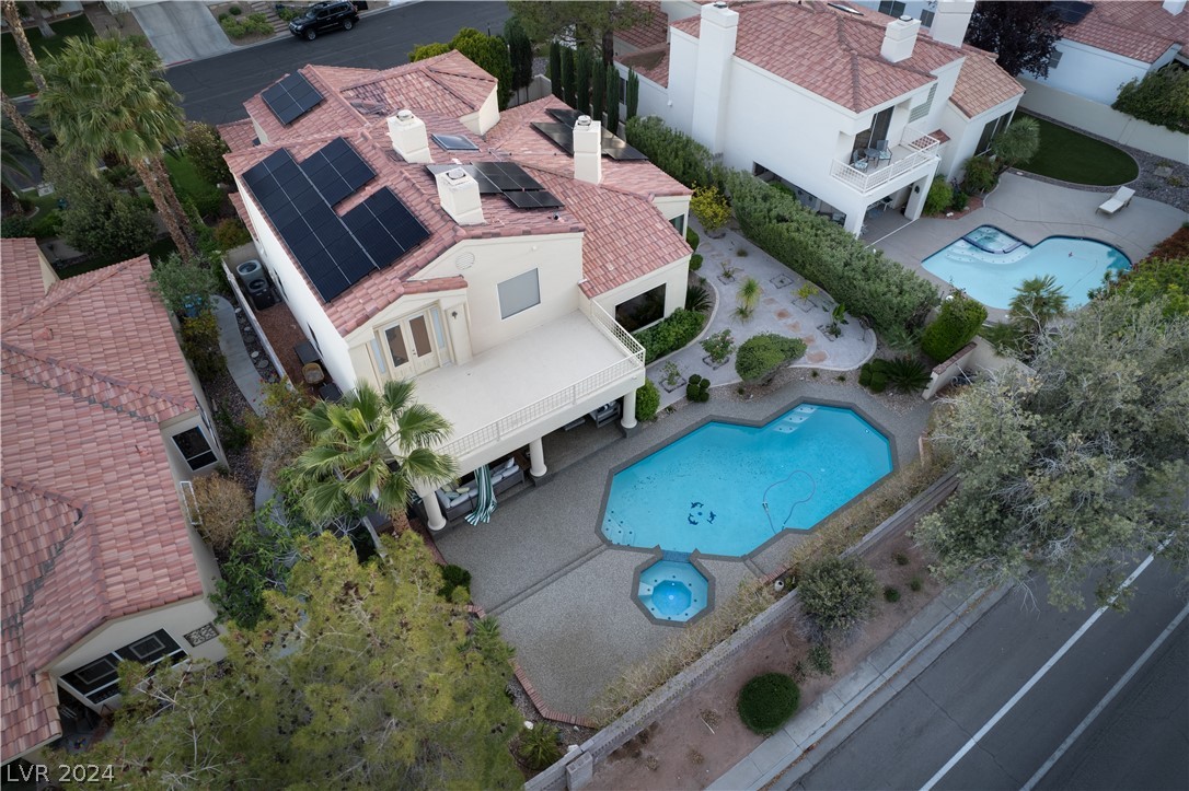 2114 Inverness Drive