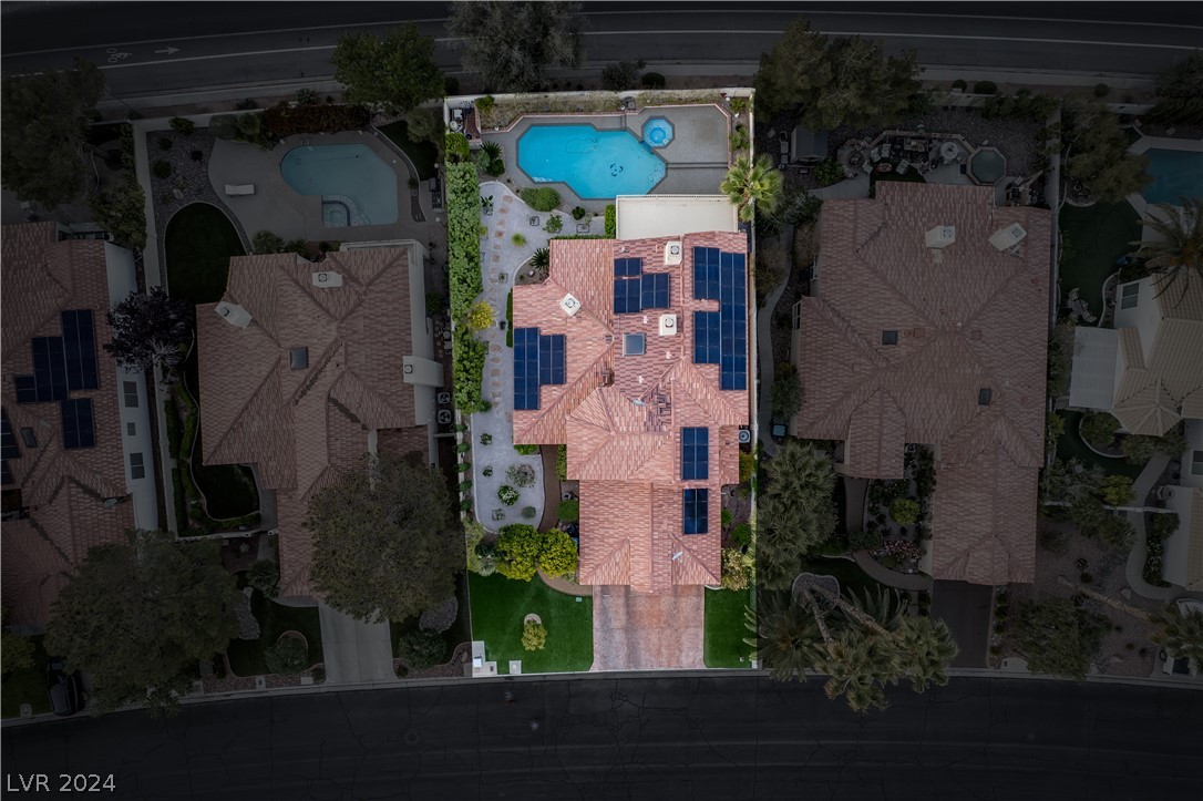 2114 Inverness Drive