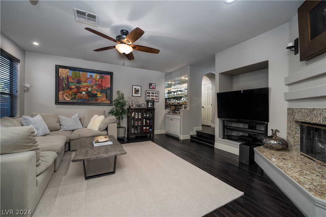 2114 Inverness Drive
