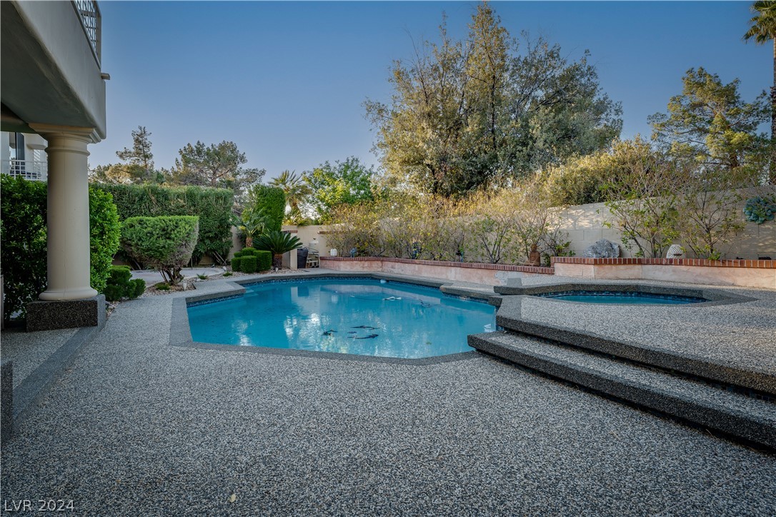 2114 Inverness Drive