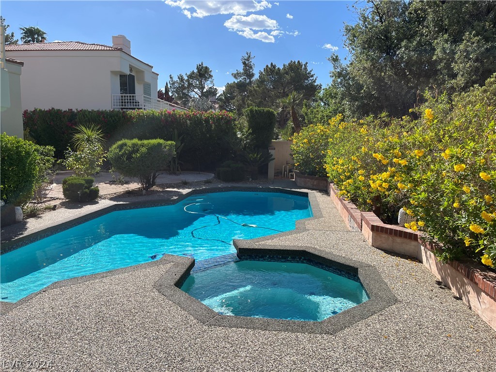 2114 Inverness Drive
