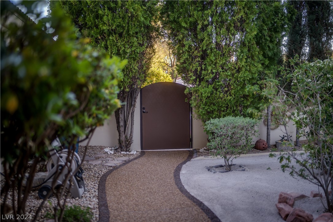 2114 Inverness Drive