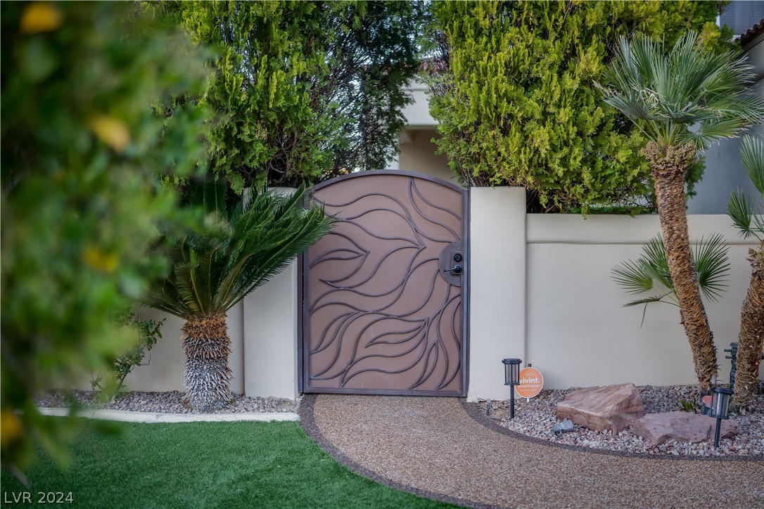 2114 Inverness Drive