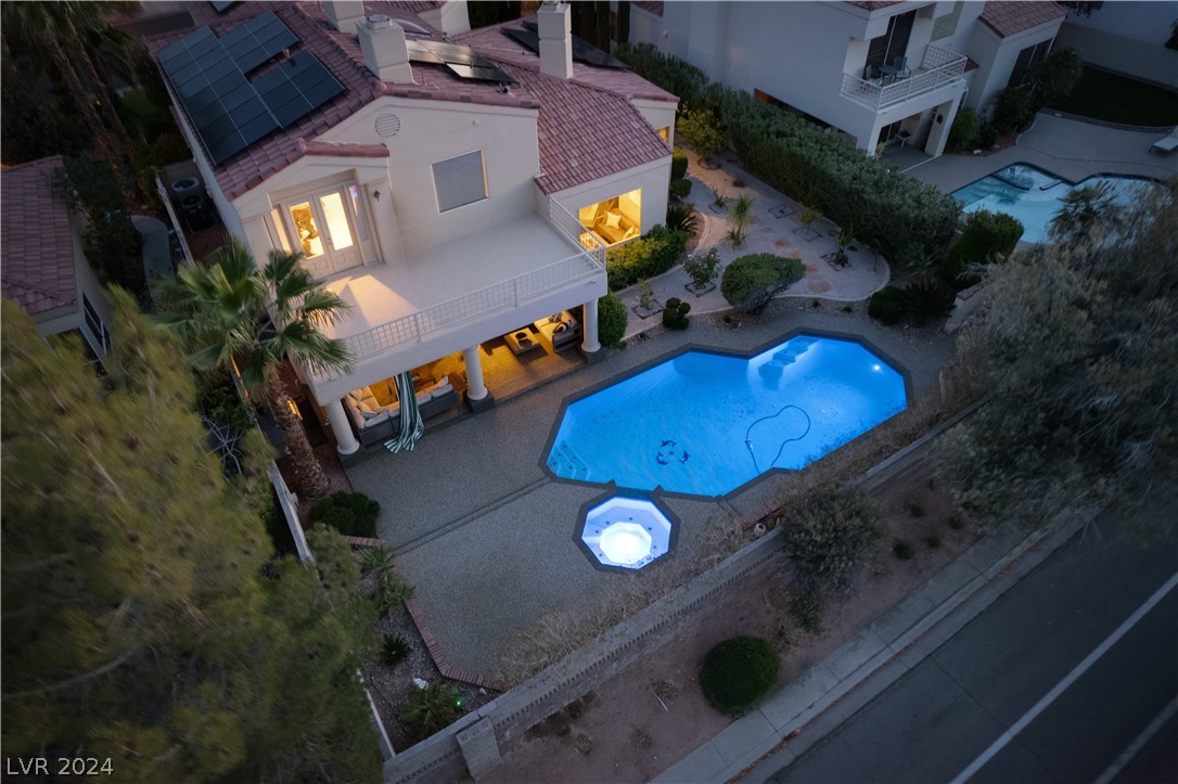 2114 Inverness Drive