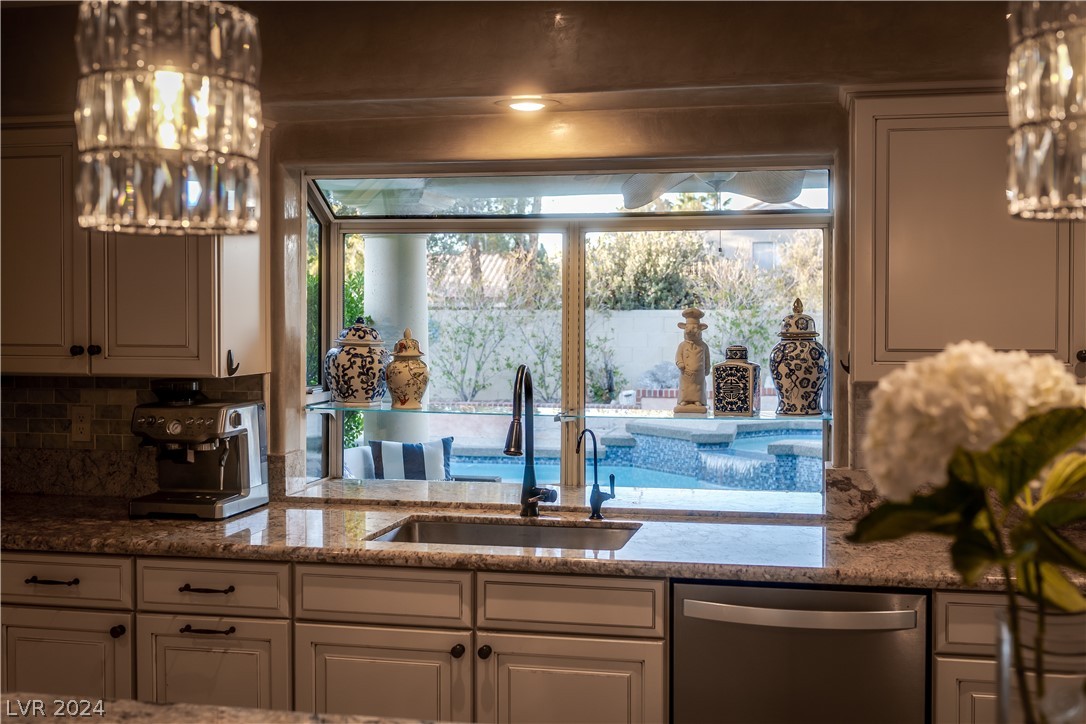 2114 Inverness Drive