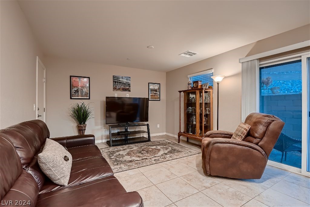 277 Rain Quail Way