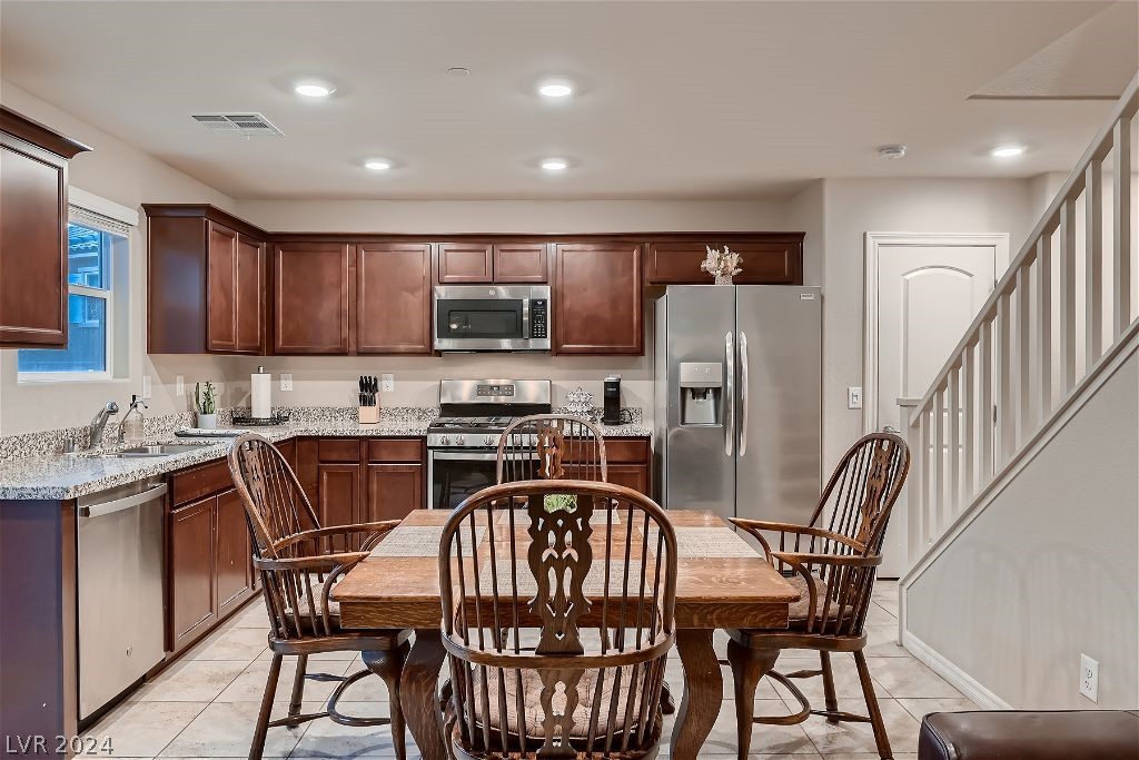 277 Rain Quail Way