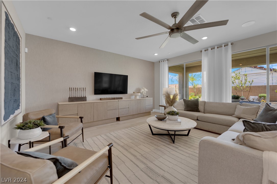 10827 Castalnova Bend Drive