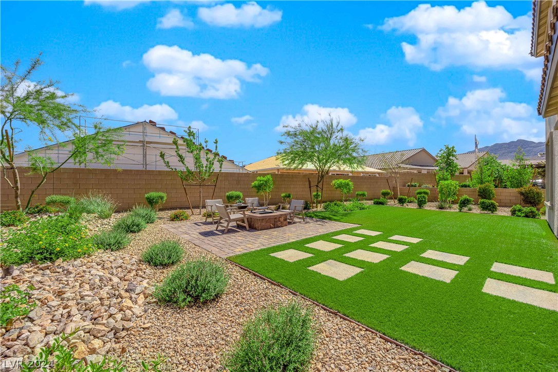 10827 Castalnova Bend Drive
