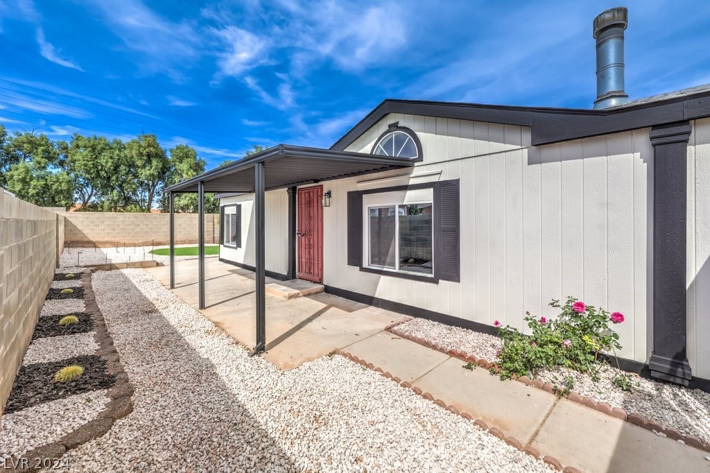 5866 Sassy Rose Drive