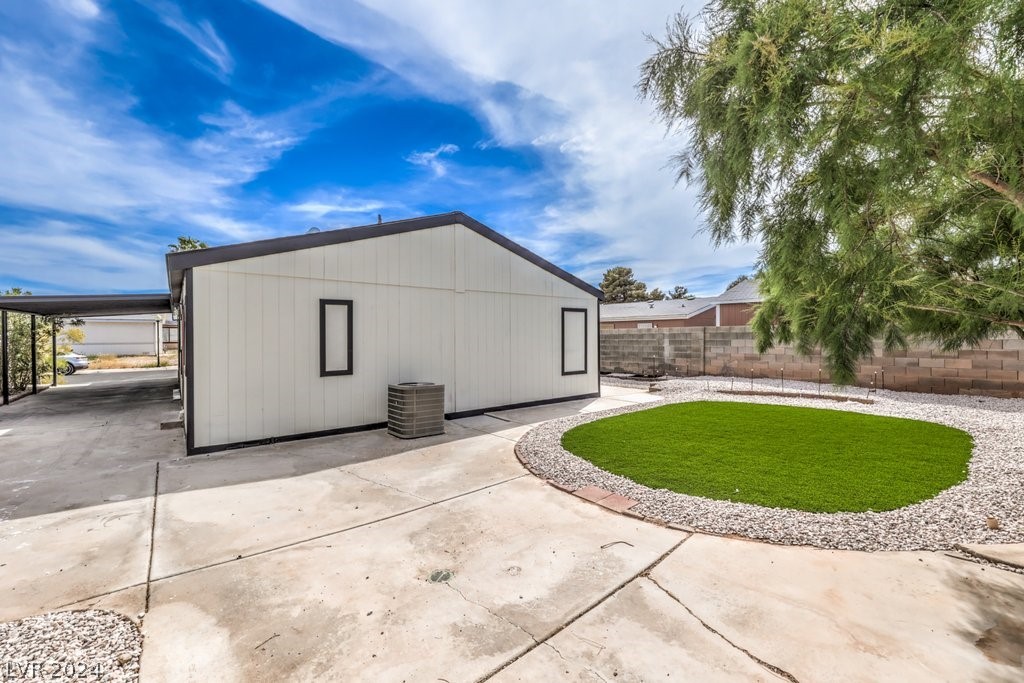 5866 Sassy Rose Drive