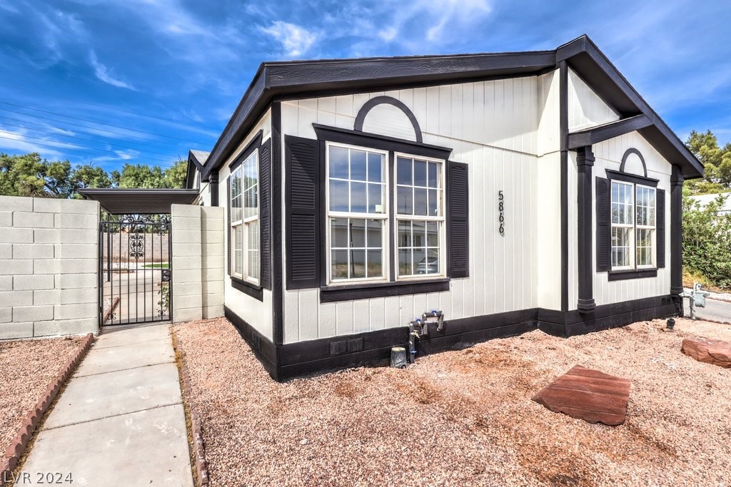 5866 Sassy Rose Drive