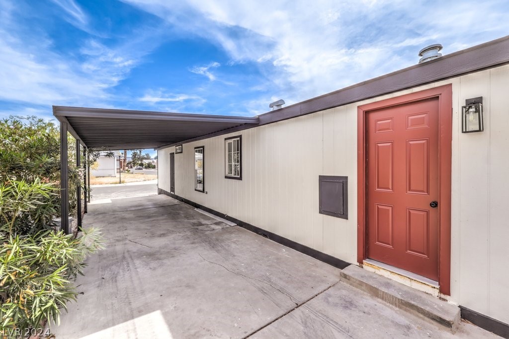 5866 Sassy Rose Drive