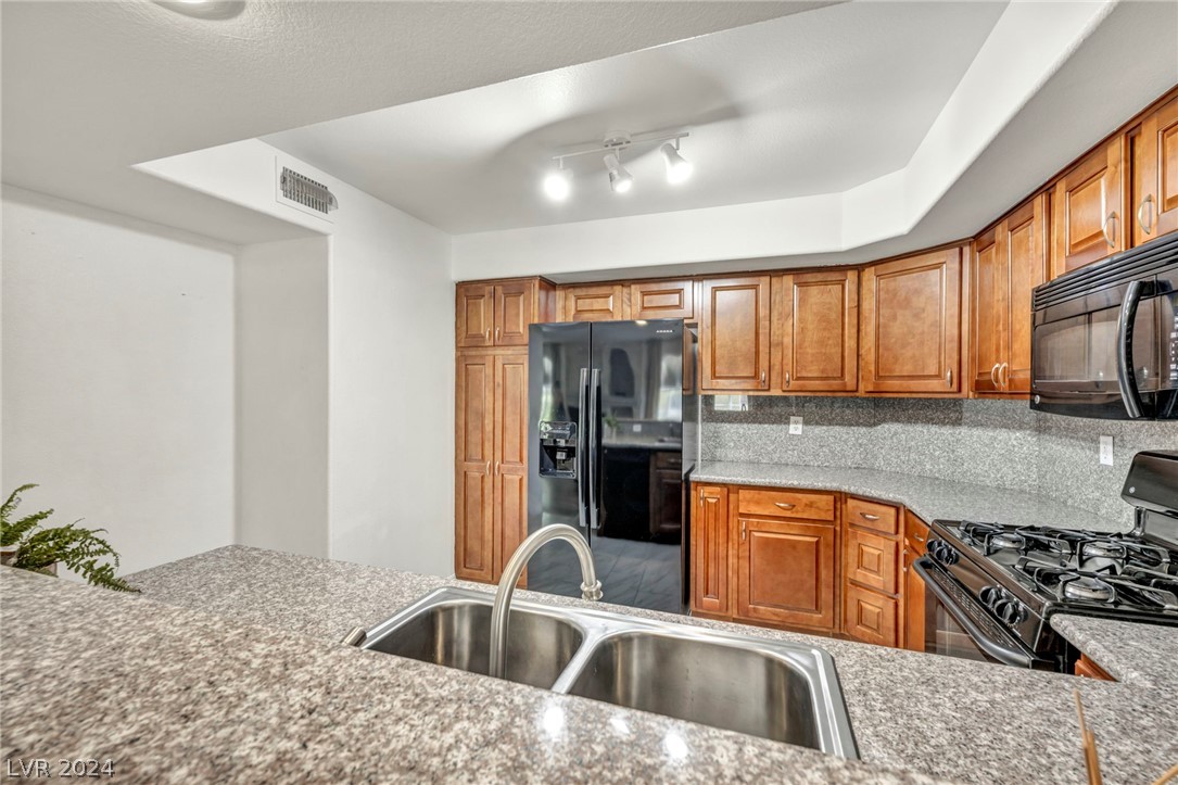 7950 West Flamingo Road 1104