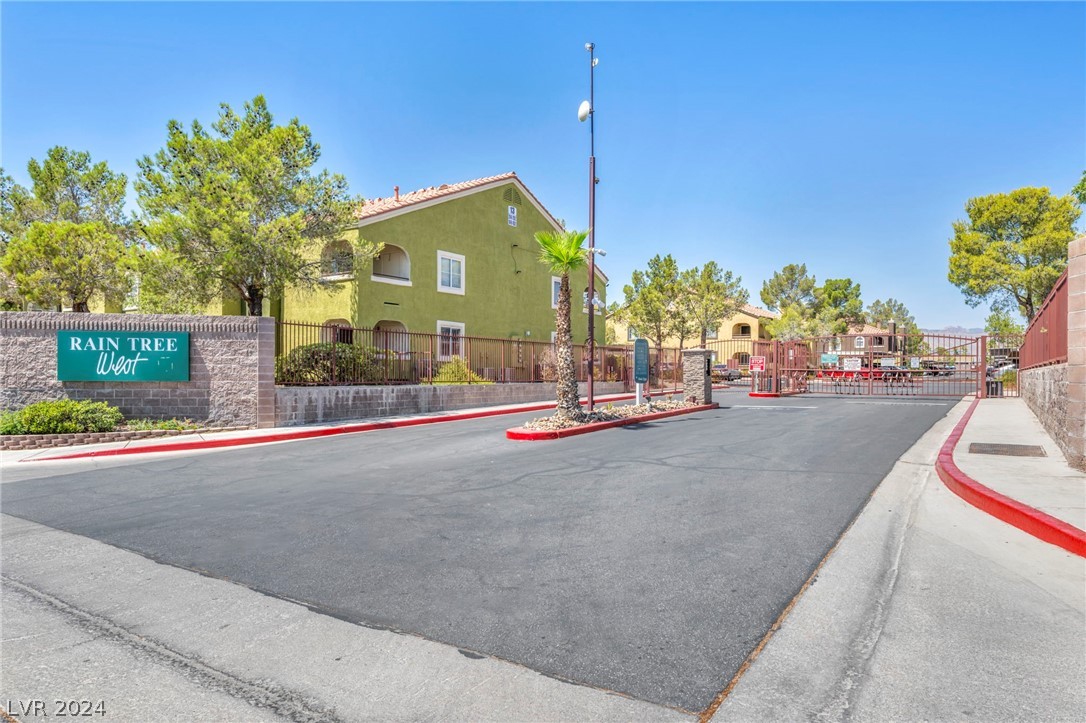 7950 West Flamingo Road 1104