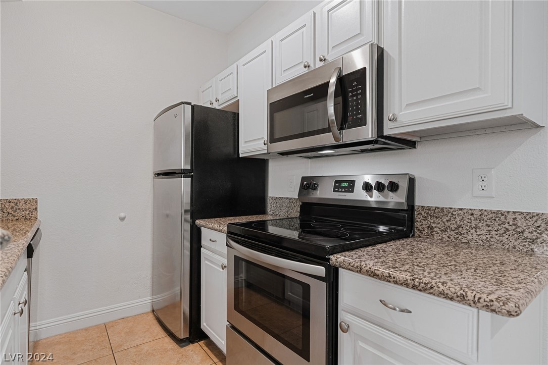 5122 South Jones Boulevard 106