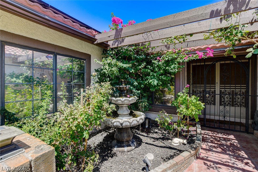 3167 Shadow Bluff Avenue