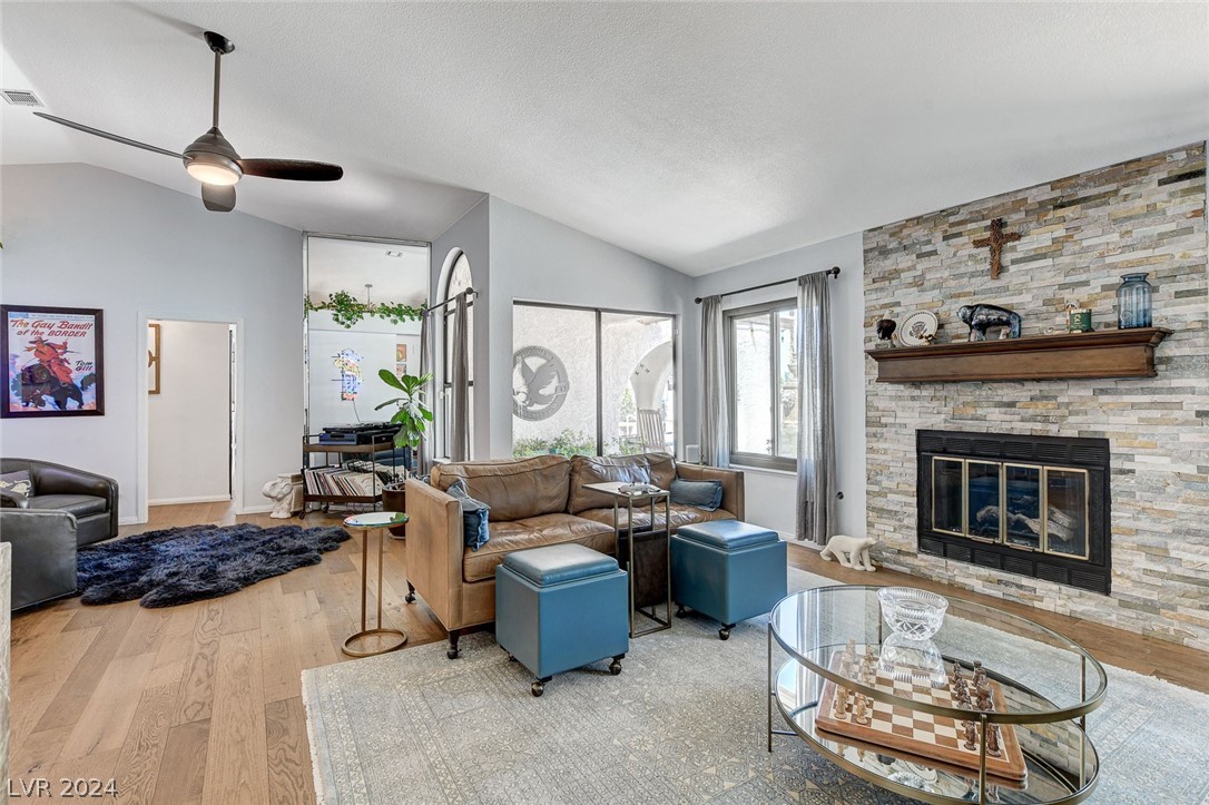 3167 Shadow Bluff Avenue
