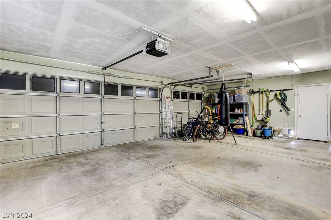 3167 Shadow Bluff Avenue