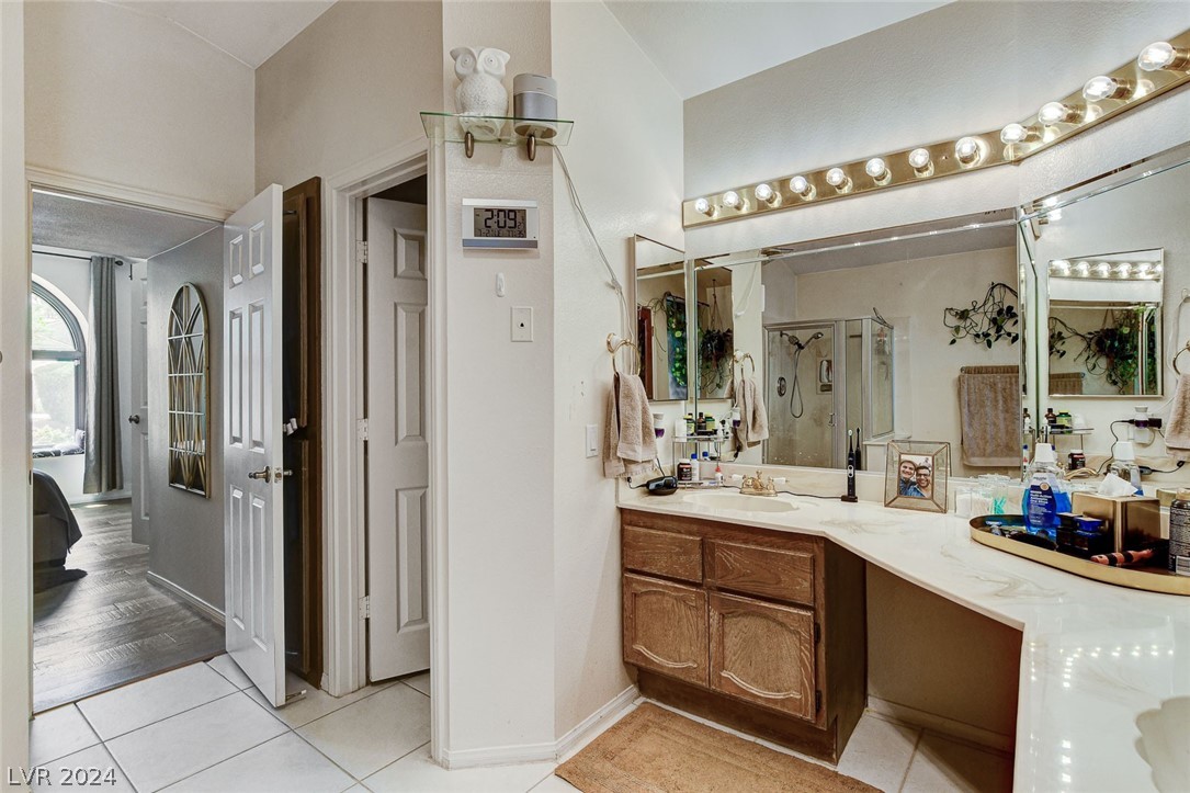 3167 Shadow Bluff Avenue