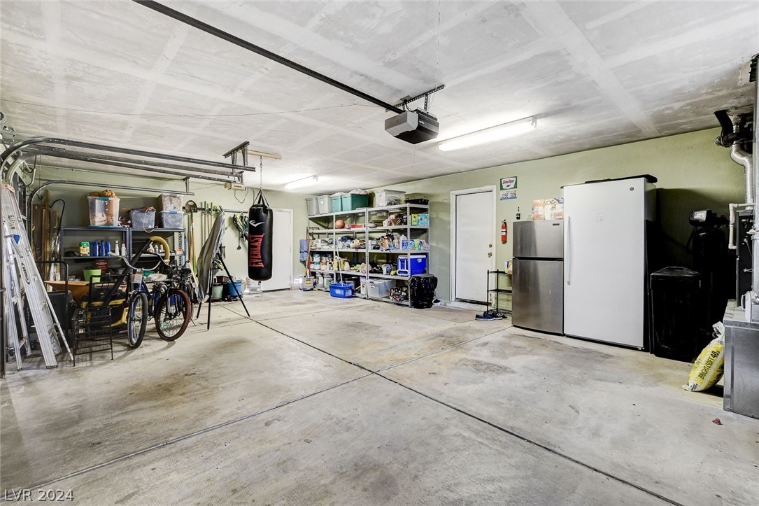 3167 Shadow Bluff Avenue