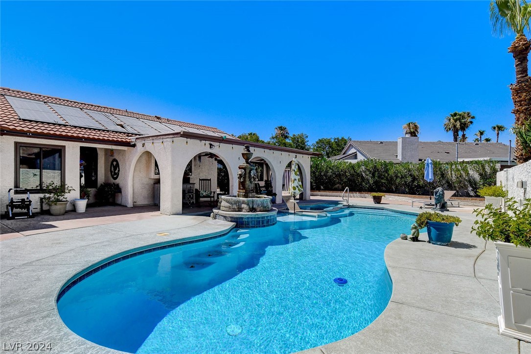 3167 Shadow Bluff Avenue